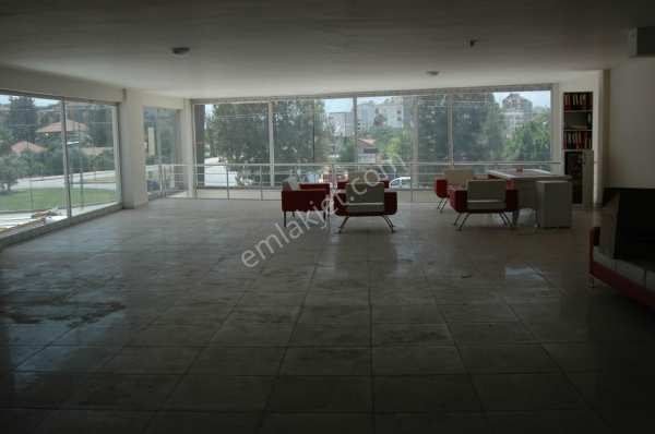 Antalya kepez baraj mahallesi̇ kireçi̇çegi̇ caddesi̇ 700m2 köşe 80.000tl