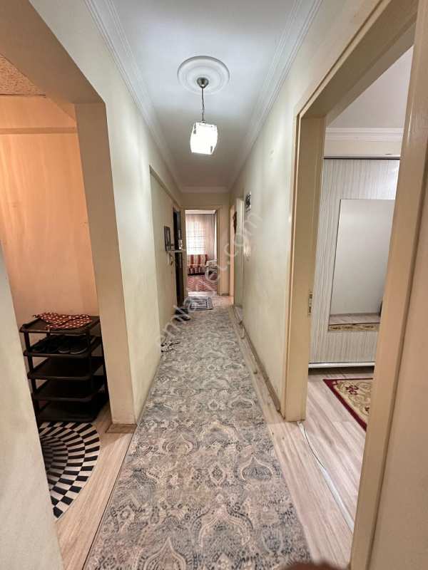 Aydin nazi̇lli̇ şi̇ri̇nevler mahallesi̇nde 3+1 firsat dai̇re