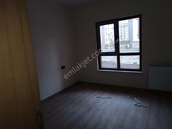 Sahibinden ayda 7400tl taksi̇tle satilik dai̇re