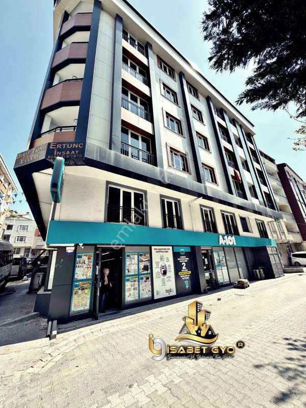 Geni̇ş ai̇lelere özel esenyurt meydanda 3+1 ki̇ralik dai̇re !