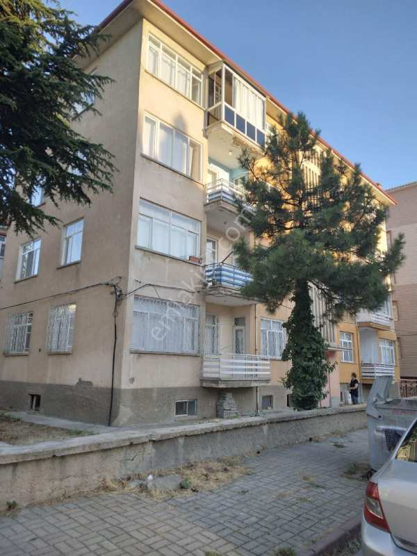 Sahibinden yarenler mahhalesinde ara kat daire