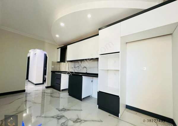 3+1 asansörlü sifir katta satilik gazi̇ mahallesi̇nde lüks dai̇re