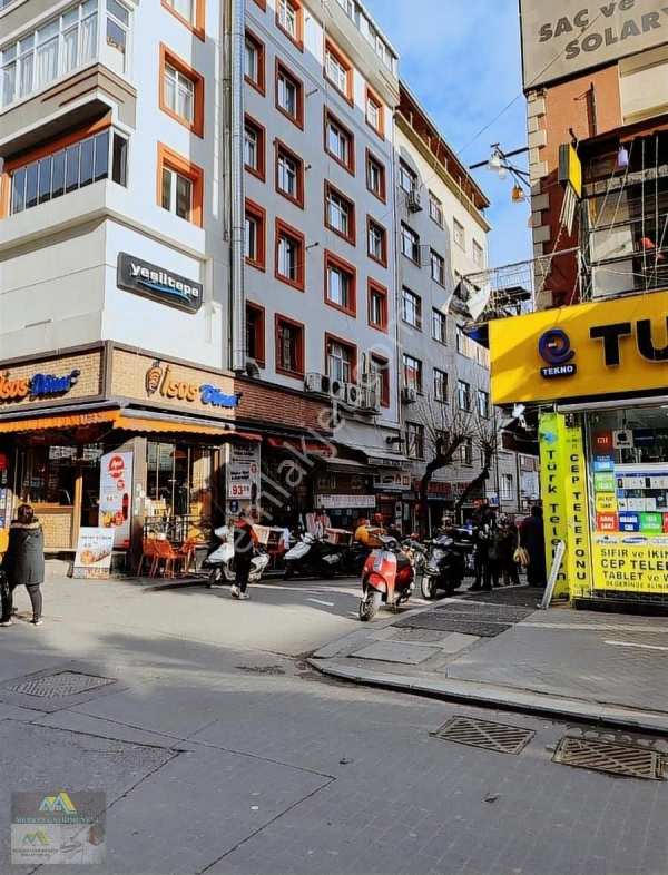 Bağlarbaşı caddesi'nde devren kiralık dükkan