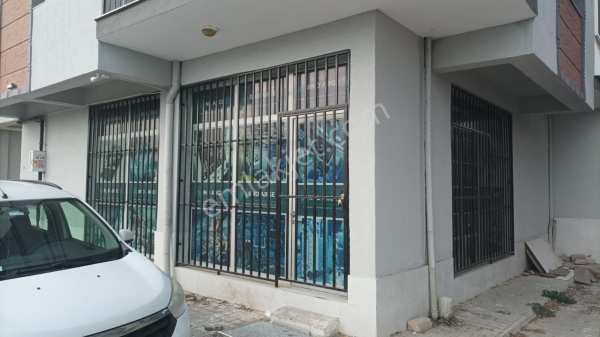 Sahibinden  torbali ayrancilar küçük sanayi̇ gi̇ri̇şi̇nde 100 m2 satilik dükkan