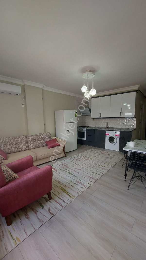 Çarkiparede 1+1 sifir eşyali ki̇ralik dai̇re