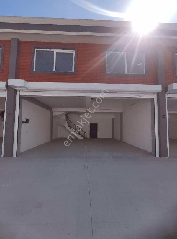 Oto yurtta kısa süreli uygun fiyata 140 m2