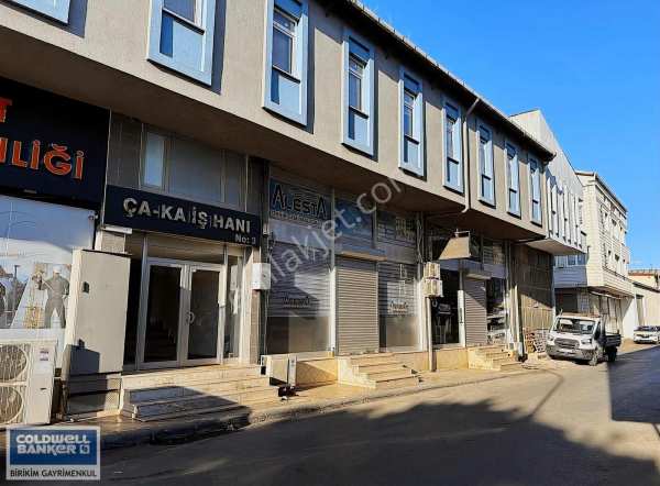 Tuzla gi̇ptaş sanayi̇ si̇tesi̇ne komşu ki̇ralik ofi̇s