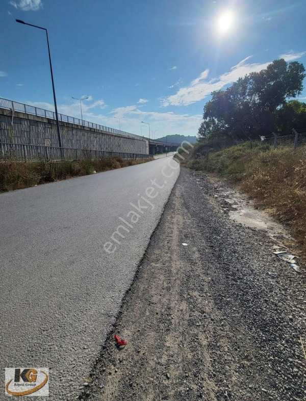 Yalova'da üniversitenin karşısında 2250 m2 kiralık i̇marlı arsa