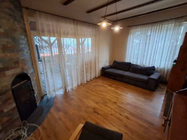 Duplex partial mobilat cu teren 346 mp, 2 locuri parcare GILAU