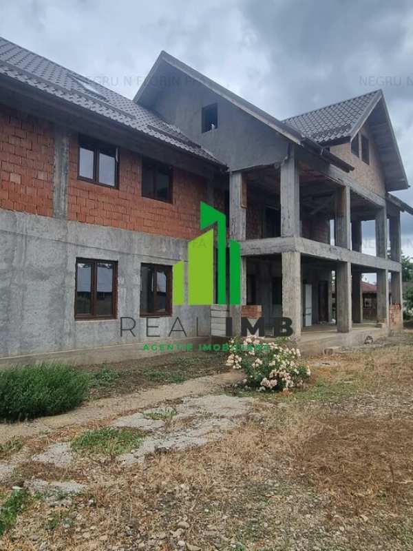 Casa Vila Smeeni !!