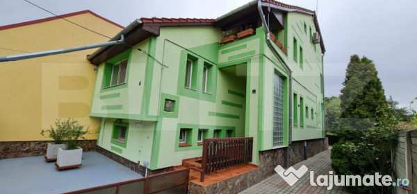 Casă de vanzare, cu6 camere, 240 mp utili, teren 600 mp, zo