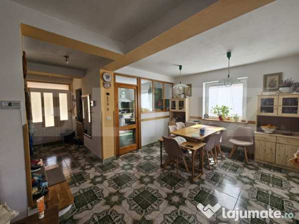 Casa 6 camere in rasnov - brasov