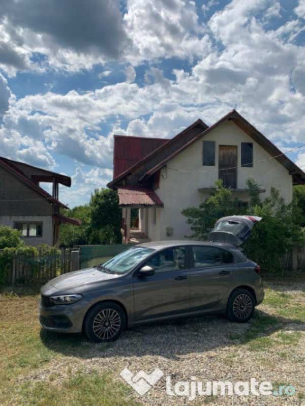 Vand casa la tara