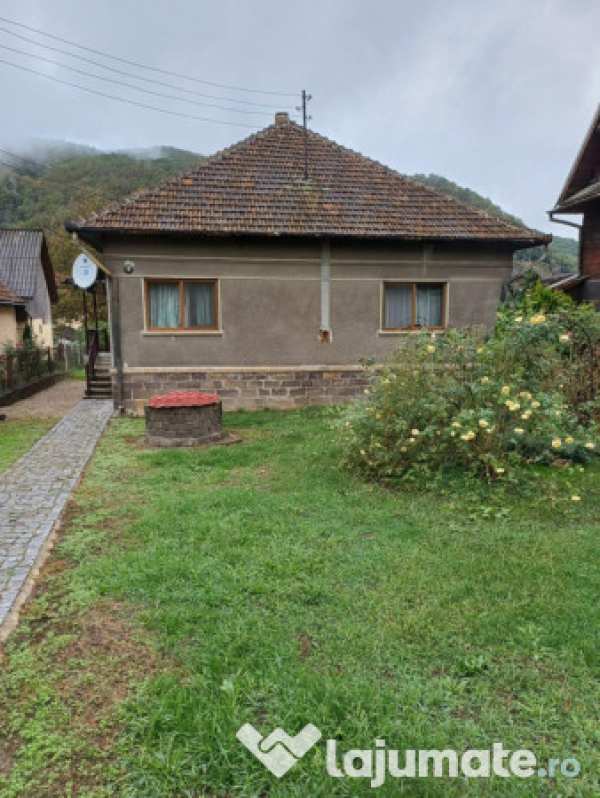 Casă în criscior
