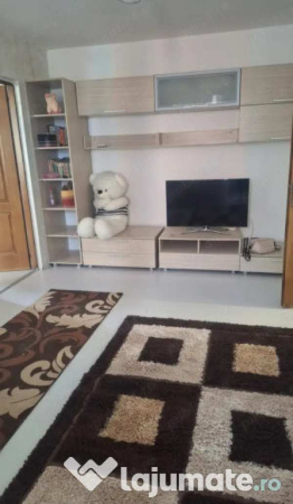 Vand apartament in orasul balș