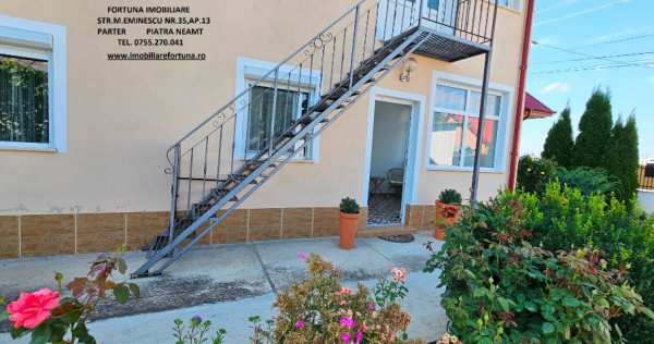 Vila, anexe si teren, com.savinesti