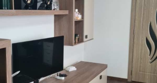 Vand apartament 2 camere