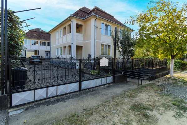 Casa de vanzare in negresti-oas, tur