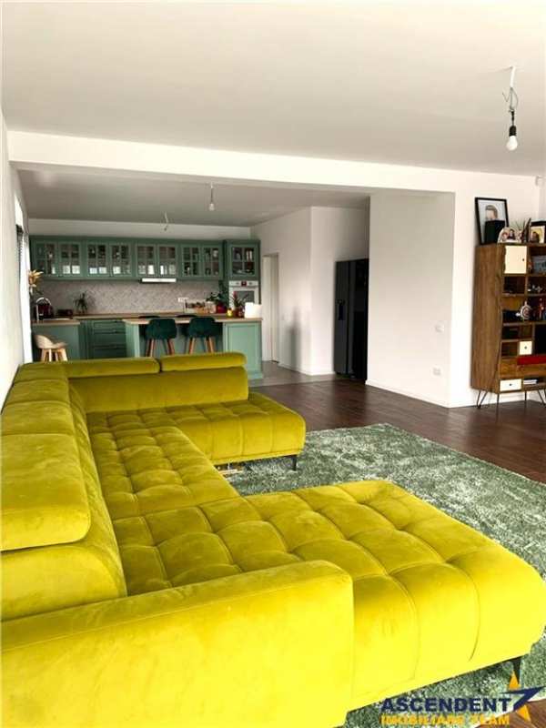 Tur live! vila in componenta apreciabila, areal apreciabil