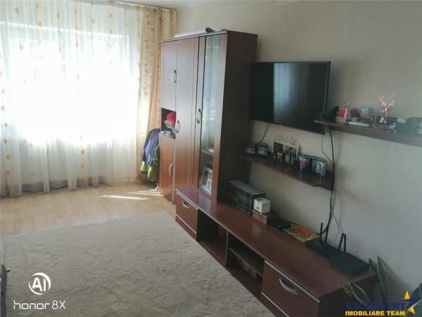 Decomandat, adaptabil si pentru 2 familii, garaj, lenin, sfantu gheorghe