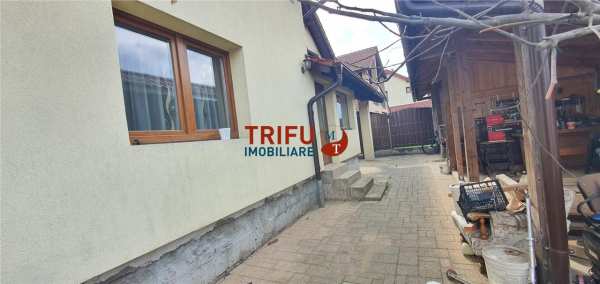 Casa de vanzare 5 camere zona alba micesti