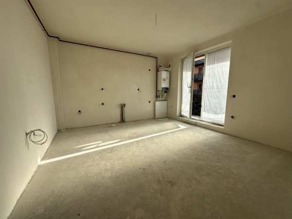 Apartament cu 2 camere, semifinisat, garaj, beta residence