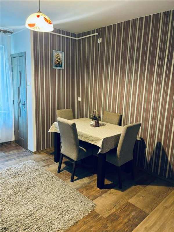 Apartament 3 camere,et.1,7 noiembrie- umf