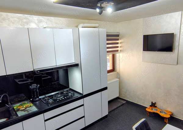 Apartament cu 3 camere, dumbravita