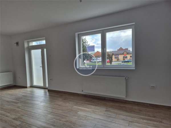Spatiu comercial ultra central de inchiriat 25mp miercurea niraj