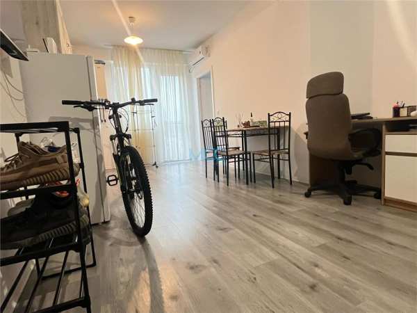 Vand apartament 2 cam, valea rediului la mega image