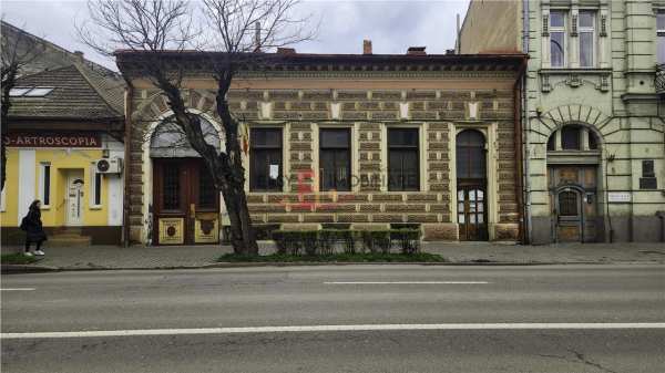 Restaurant, magazin, birouri sau spațiu comercial în centru, str. revolutiei, targu mures