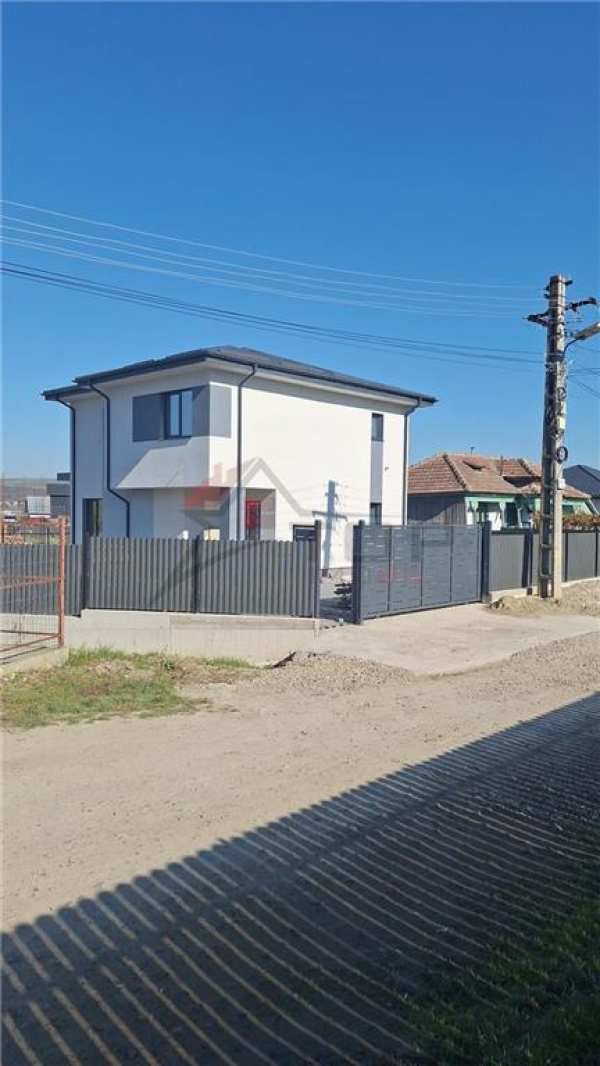 Case noi dumesti - letcani