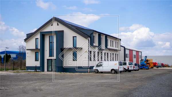 Spatiu de birouri +hala industriala, teren amenajat, zona vest