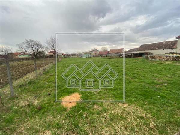 Teren intravilan de vanzare, 1260 mp, avrig