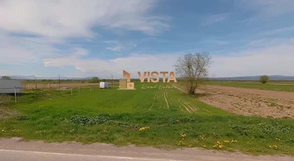 Teren extravilan 5755 mp la 25 km de brasov in dobarlau