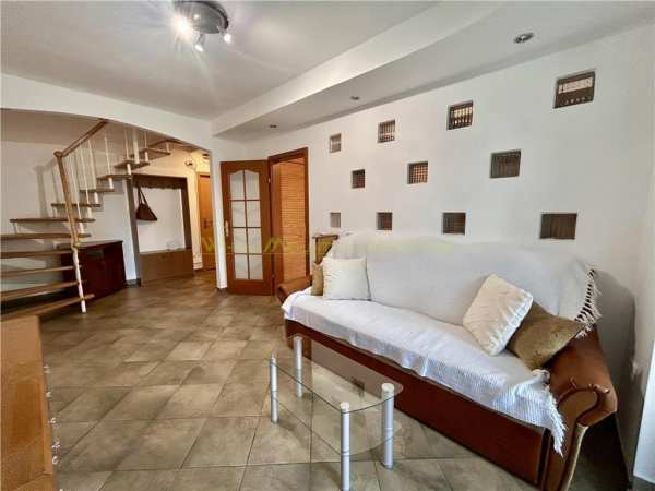 De inchiriat apartament 4 camere poiana brasov