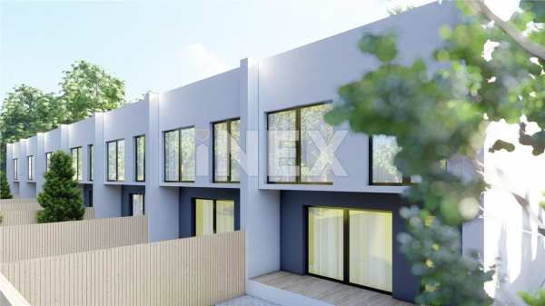 Apartamente in stil grecesc cu gradina si curte