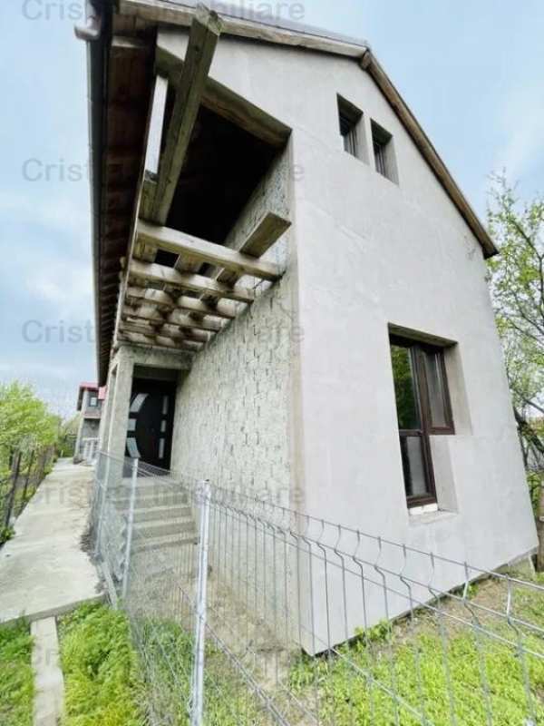 Vila la gri brailita s+p+m 290mp utili, caramida teren 307mp