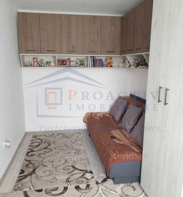 Apartament cu 2 camere, burdujeni, etaj 1 , 2c-7460