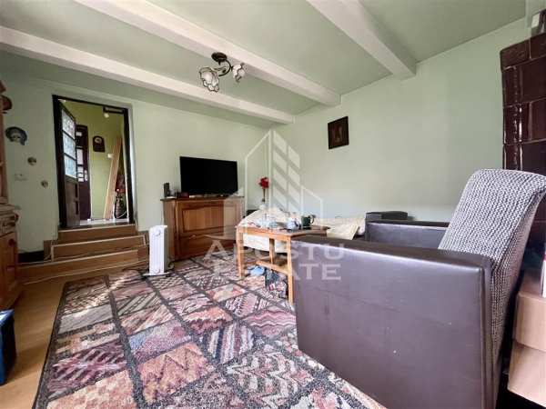 Casa individuala cu 3 camere, teren 539 mp, zona fratelia-girocului