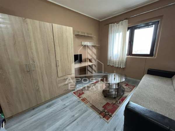 Garsoniera complet utilata si mobilata, confort 2, zona soarelui