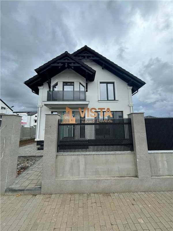 Casa premium, finisata , 4 camere, 475 mp teren, toate utilitatile, asfalt, sanpetru-harman