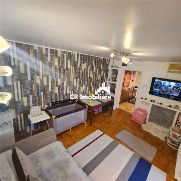 Apartament 4 camere strada covasna