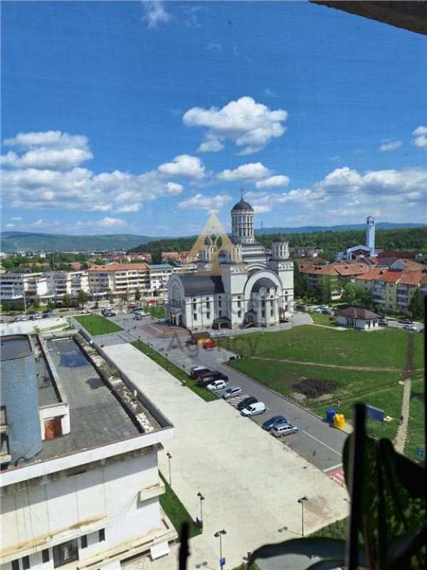 De vanzare  ã¢â¬â apartament cu 3 camere, vedere superbă și liniște deplină in onesti