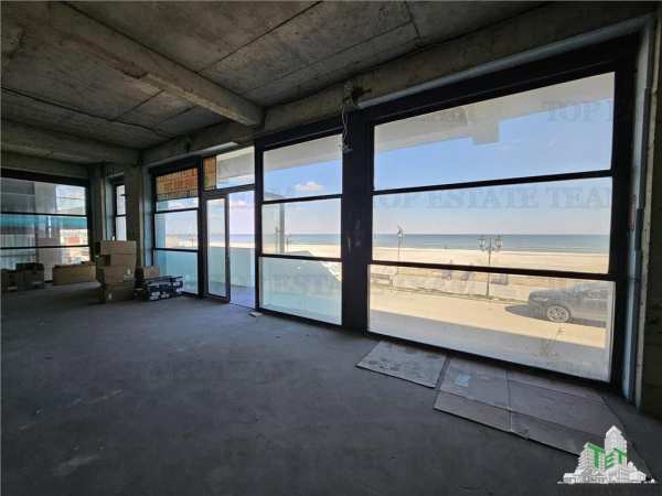 Spatiu comercial mamaia nord prima linie la mare