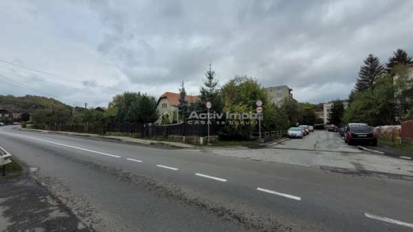 Casa de vanzare, oras sovata, zona centrala
