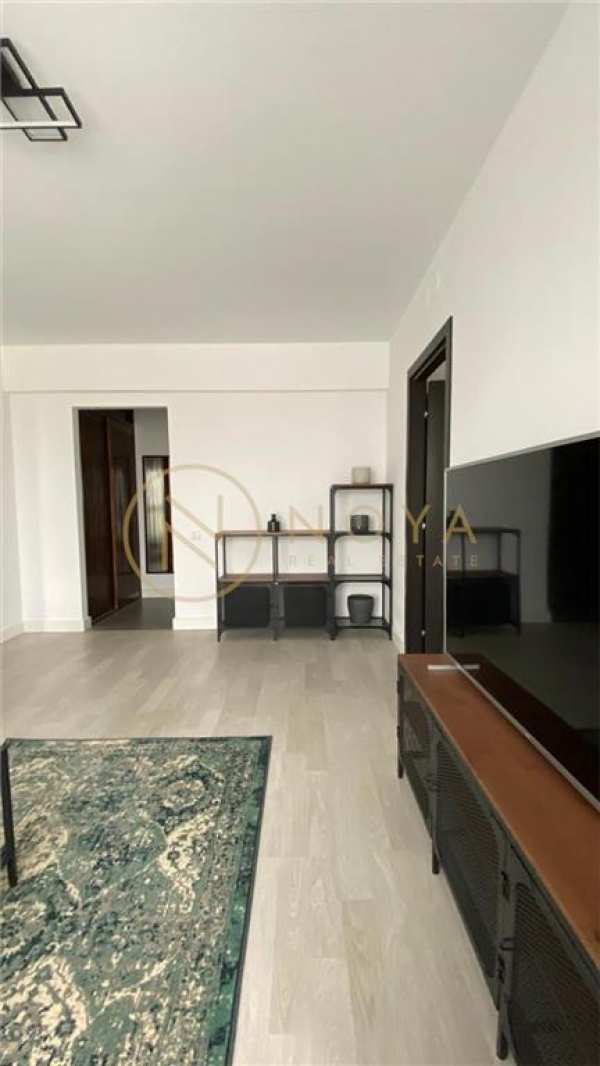 Vanzare apartament 3 camere pipera-aviatiei