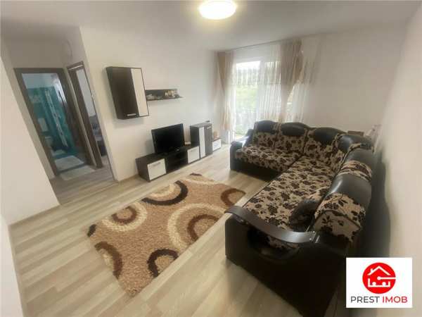 Apartament cu doua camere de inchiriat in zona semicentrala