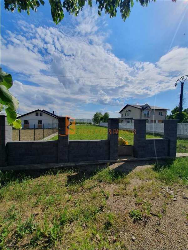 Teren intravilan 1000mp in vernesti, buzau