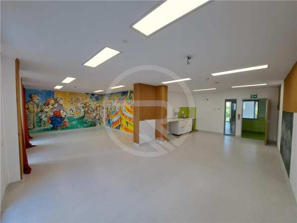 Spatiu comercial educational, 575 mp utili, situat in cartierul marasti!